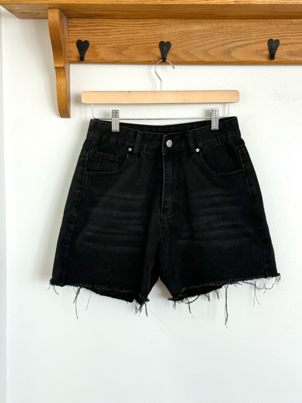 Source Unknown Black High-Rise Frayed Denim Shorts